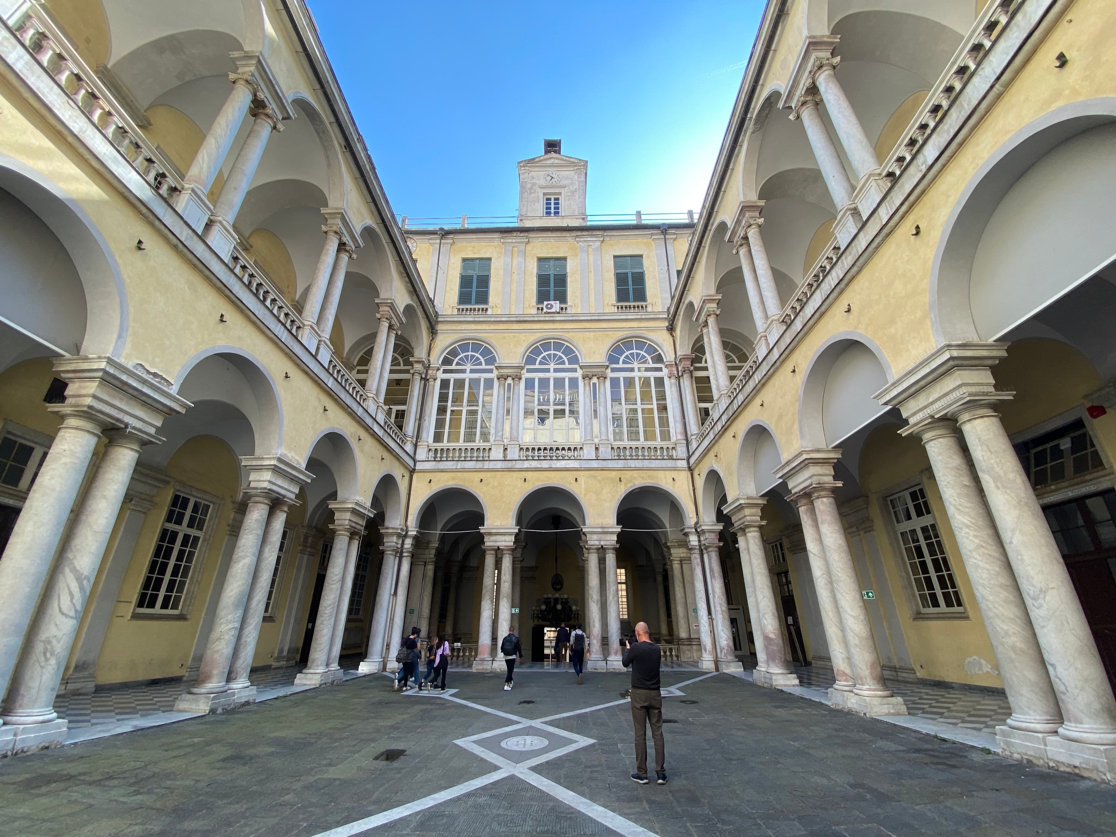 Esaote e Università di Genova: al via una borsa di studio per valorizzare il talento femminile nelle discipline STEM