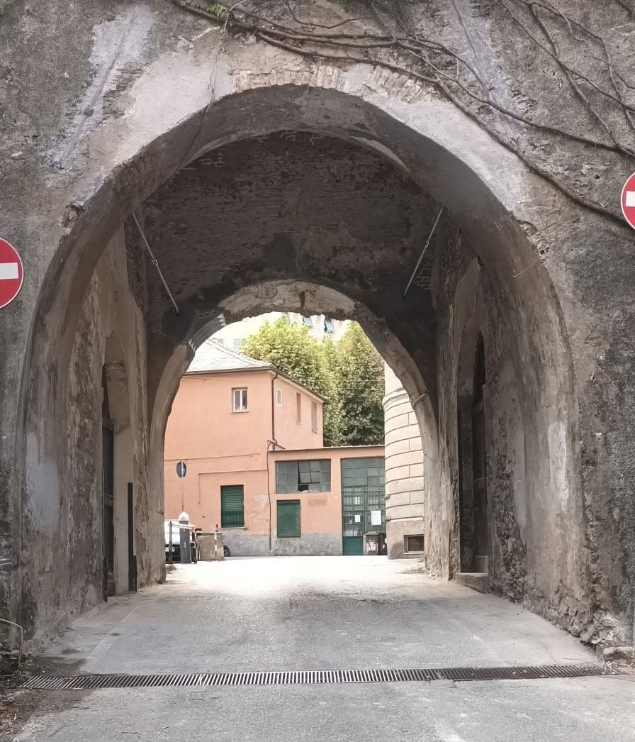 Pegli, riaperto il ‘Voltino’ alla linea 189. E da venerdì tornano i parcheggi che erano stati cancellati